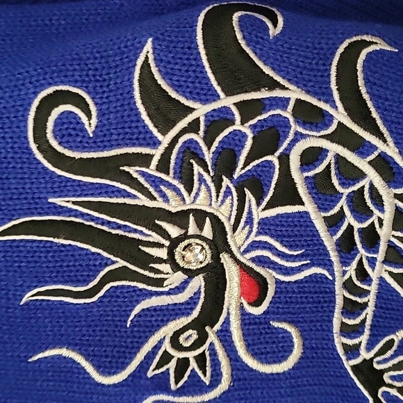 Vintage Bob Mackie Embroidered Blue Silver Dragon Knitted Cardigan - Picture 3 of 15
